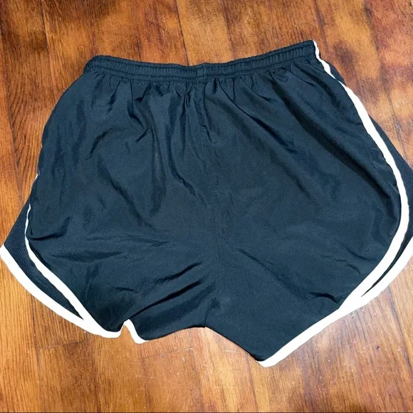 Nike dri-fit running shorts - Picture 2 of 5